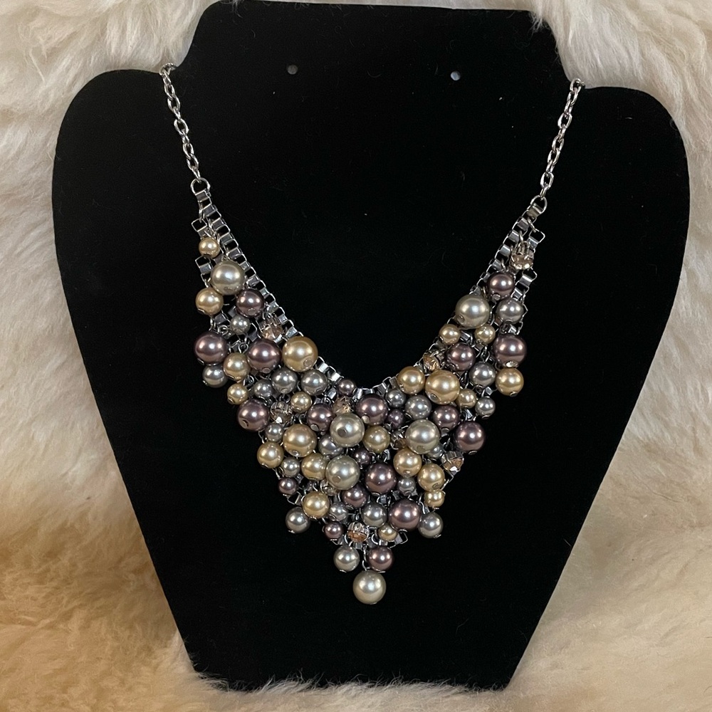 Sphere and Crystal necklace Ivory Silver link 17-20” length